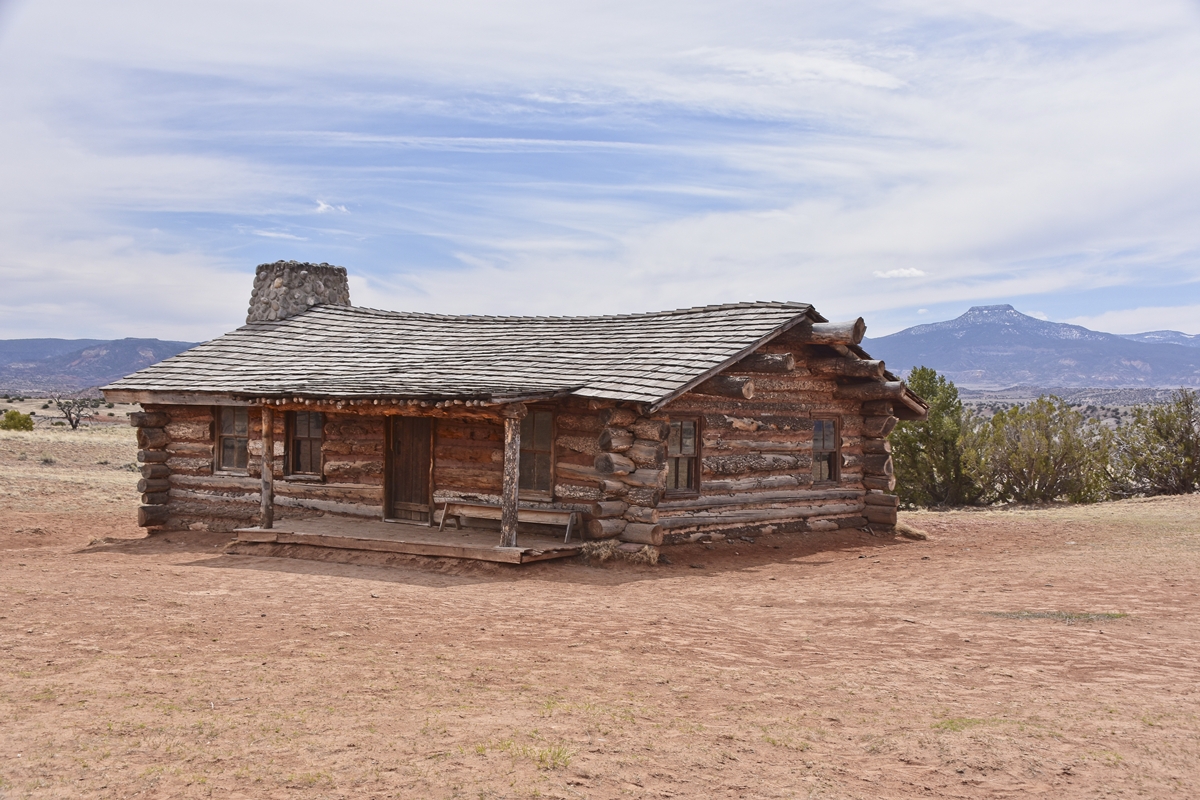 Ghost Ranch rustic cabin built for the City Slickers movie